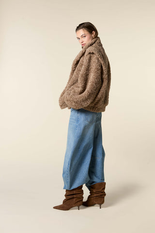 Jimi - Mid Waist Barrel Jeans With Darts