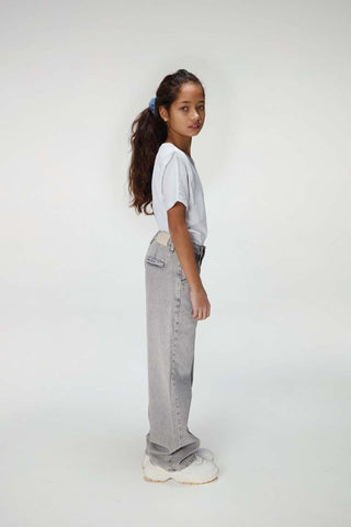 Pleated Jeans