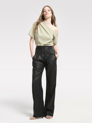 Flowy Coated Pleated Jeans