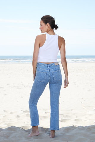 Sarah - Stretchy Straight Jeans