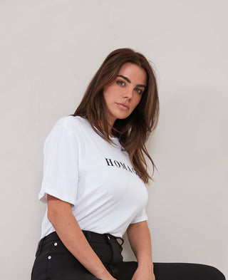 Straight Fit Logo Tee