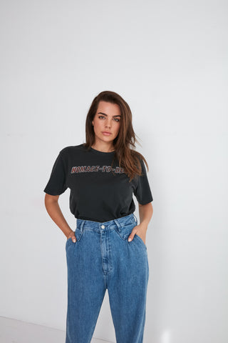Flowy Pleated Jeans